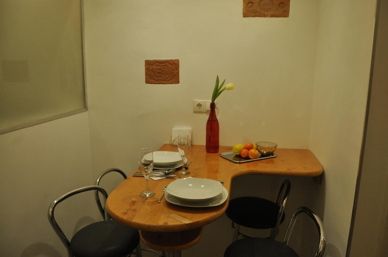 Classical Budapest Apartment In The Old Pest Екстер'єр фото
